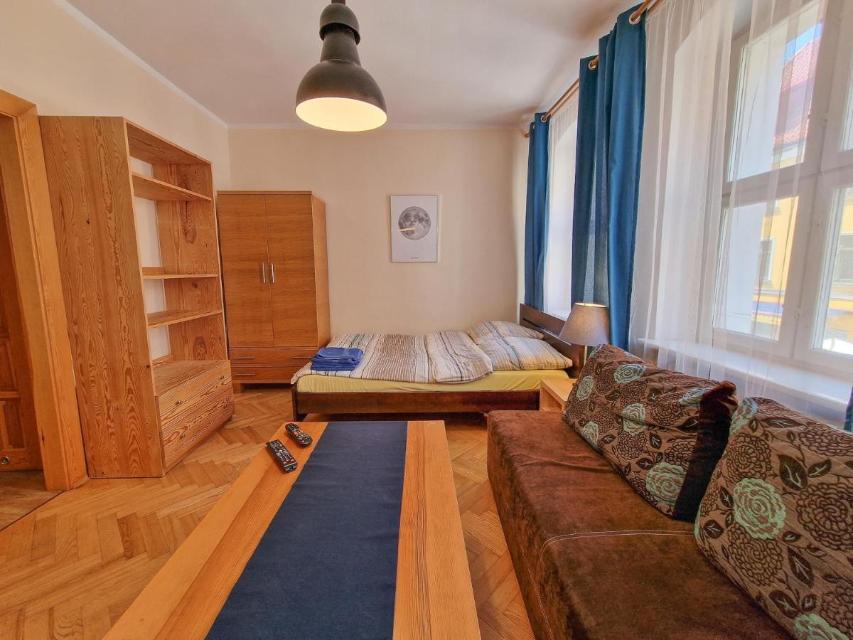 Апартаменты Apartament Ksiezycowy Торунь Экстерьер фото