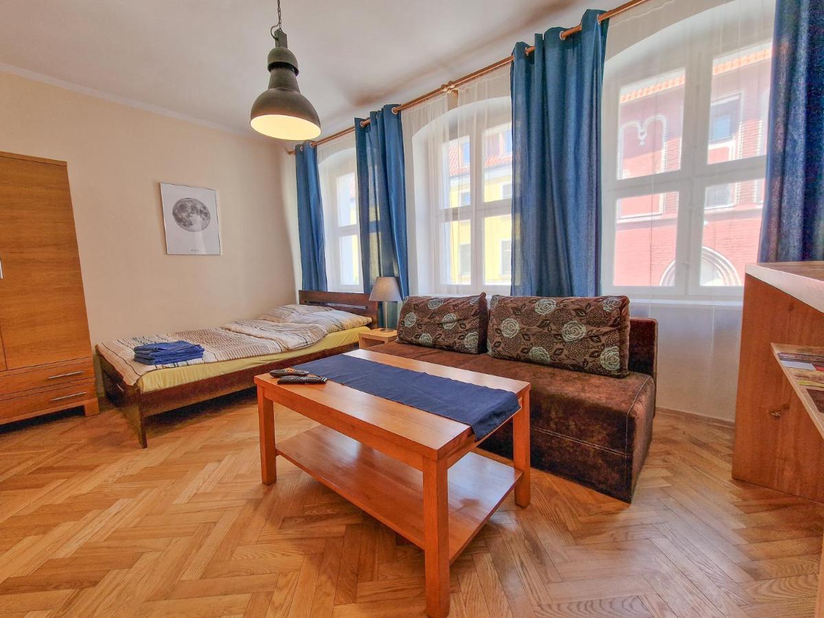 Апартаменты Apartament Ksiezycowy Торунь Экстерьер фото